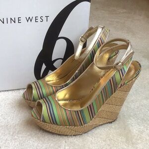 Nine West Open Toed Platform Espadrilles, Size 6, Multicolored / Gold Trim